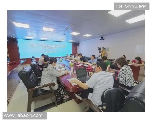 杭州足球队的团队协作探讨与发展之路解析